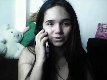XiomaraSmith4  live sex cam