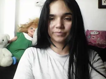 XiomaraSmith4  live sex cam