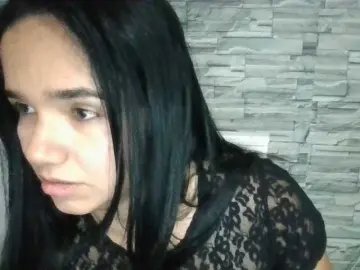 XiomaraSmith4  live sex cam