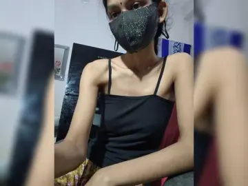 Yeasty1men  live sex cam