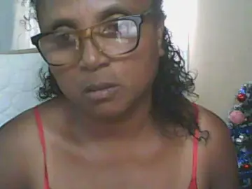 Hotmomsexy  live sex cam