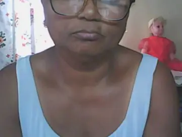 Hotmomsexy  live sex cam