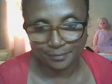 Hotmomsexy  live sex cam