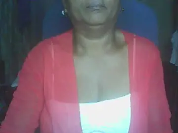 Hotmomsexy  live sex cam