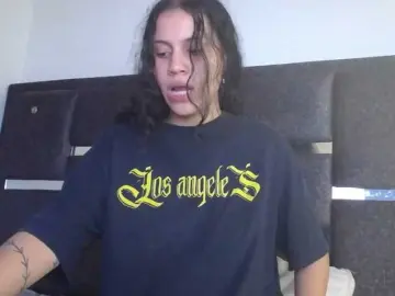 Realshy-Stepsis  live sex cam