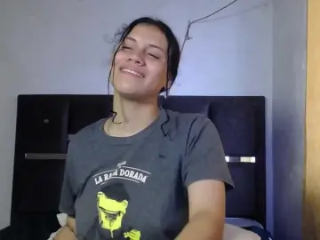 Realshy-Stepsis  live sex cam