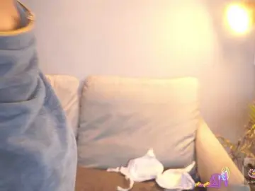 Sharoncute1  live sex cam