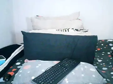 CreamyBum  live sex cam