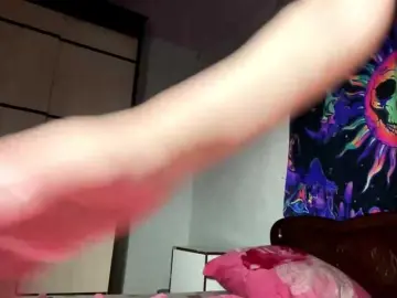 EliciaKalka  live sex cam