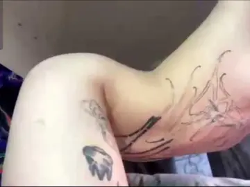 EliciaKalka  live sex cam