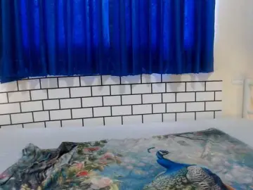 Kinnaree  live sex cam