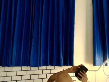 Kinnaree  live sex cam
