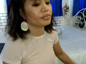 Kinnaree  live sex cam