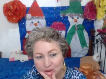 LADYQUEEN520  live sex cam