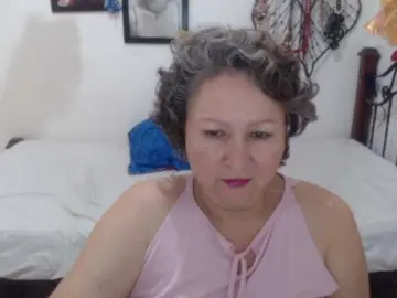 LADYQUEEN520  live sex cam