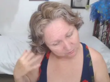 LADYQUEEN520  live sex cam