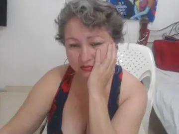 LADYQUEEN520  live sex cam
