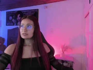 Laurahoot20  live sex cam