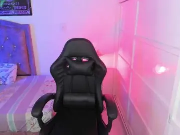 Laurahoot20  live sex cam