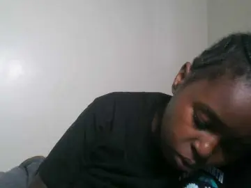 Lunavee-1  live sex cam