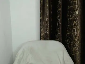 Naughty-nymph  live sex cam