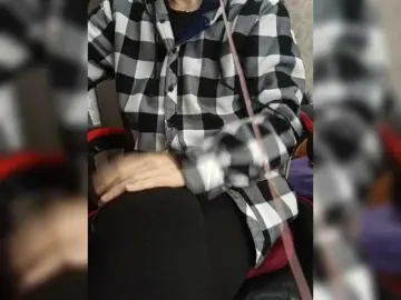 Olik-Pisa  live sex cam