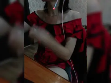 Olik-Pisa  live sex cam