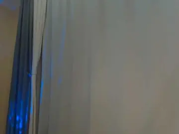 Ramond18  live sex cam