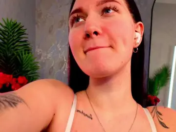 Babyisperfect  live sex cam