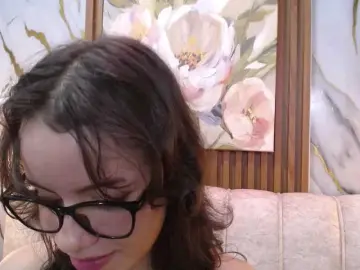 Gagingmolly  live sex cam