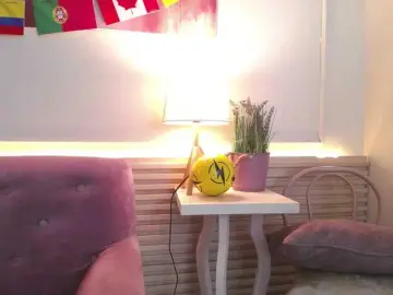 Gagingmolly  live sex cam