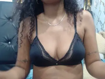 Pamelax18  live sex cam