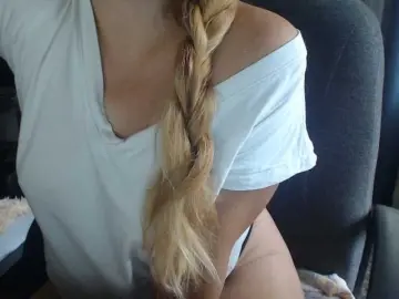 Romashka1211  live sex cam