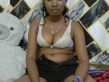 Sexybounty2  live sex cam