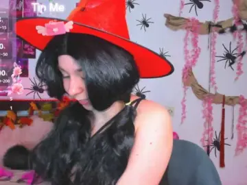 AlexisSky  live sex cam