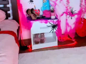 AlexisSky  live sex cam