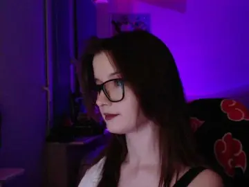 Cherry-Luna  live sex cam