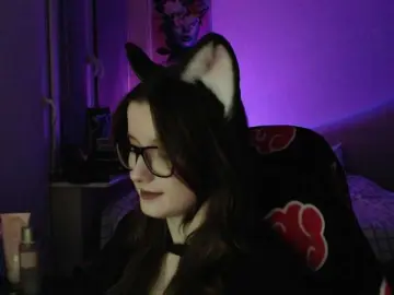 Cherry-Luna  live sex cam