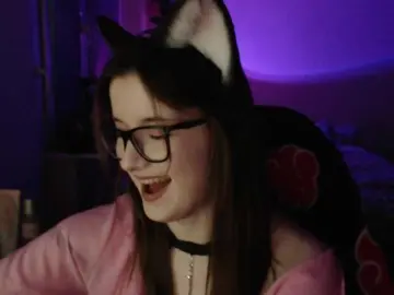 Cherry-Luna  live sex cam