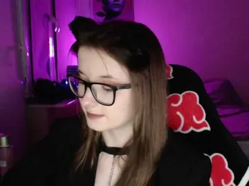 Cherry-Luna  live sex cam