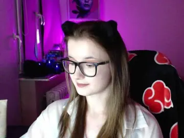 Cherry-Luna  live sex cam