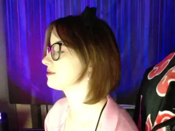 Cherry-Luna  live sex cam