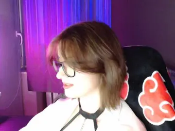 Cherry-Luna  live sex cam