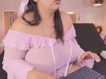 Kismett-Aziz  live sex cam