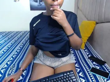 KittyKissess02  live sex cam