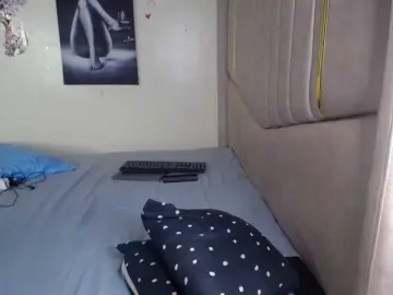 KittyKissess02  live sex cam