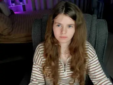 Lilith-BloomX  live sex cam