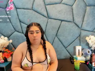 RachelSwetty2  live sex cam