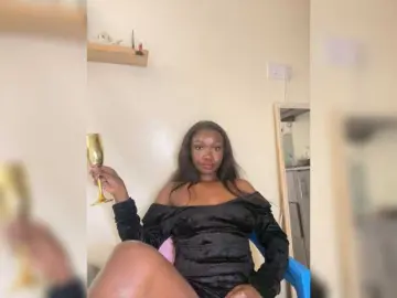 Cherryblissb  live sex cam