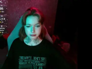Lilacmoon  live sex cam